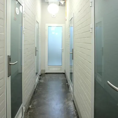 The жд вокзал центр Hostel