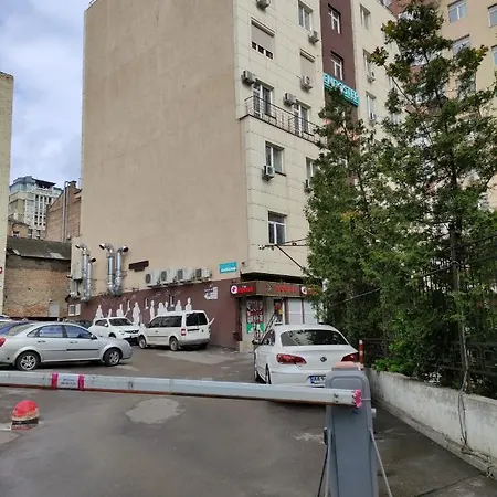 Hostel The жд вокзал центр Kyiv