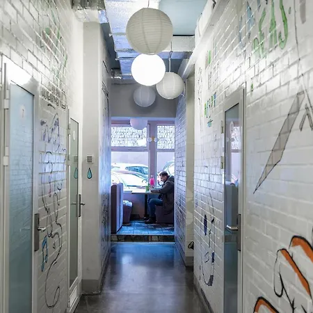 Hostel The жд вокзал центр